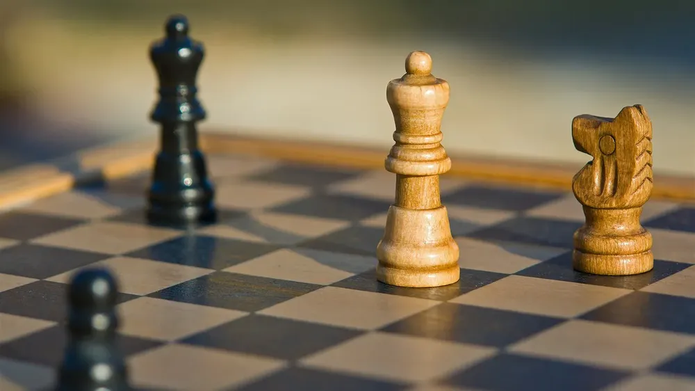 Challenge_play_strategy_game_HD_Wallpaper_1366x768